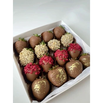 Strawberries in chocolate