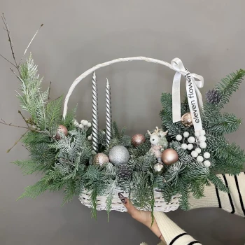 New Year's basket