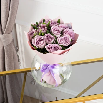 Bouquet of 11 purple rose